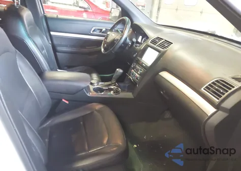 2016 Ford Explorer Xlt z USA, uszkodzony, nr VIN 1FM5K8D83GGC28599